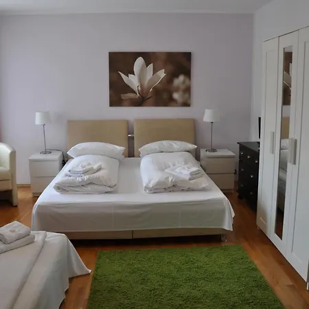 Hotel-pension Asta Guest house