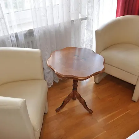 Hotel-pension Asta Munich